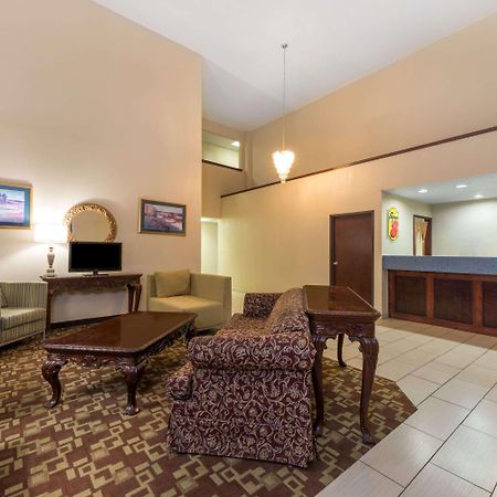 Super 8 By Wyndham Perry Hotel Bagian luar foto